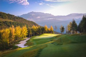 Jiuzhaigou Golf Resort, Hole #2